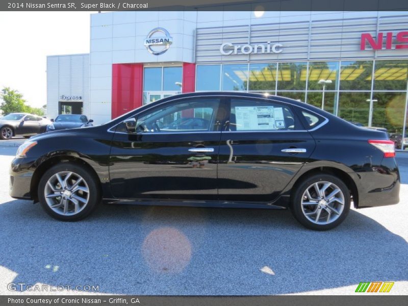 Super Black / Charcoal 2014 Nissan Sentra SR