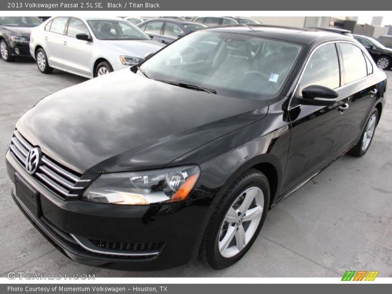 Black / Titan Black 2013 Volkswagen Passat 2.5L SE