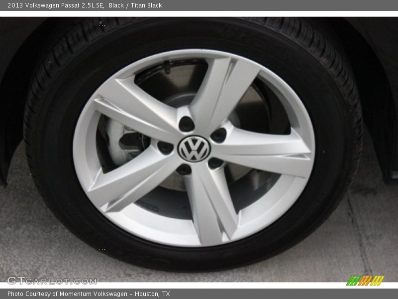 Black / Titan Black 2013 Volkswagen Passat 2.5L SE