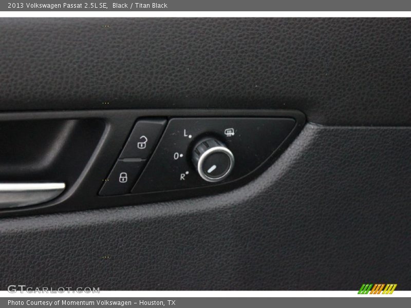 Black / Titan Black 2013 Volkswagen Passat 2.5L SE