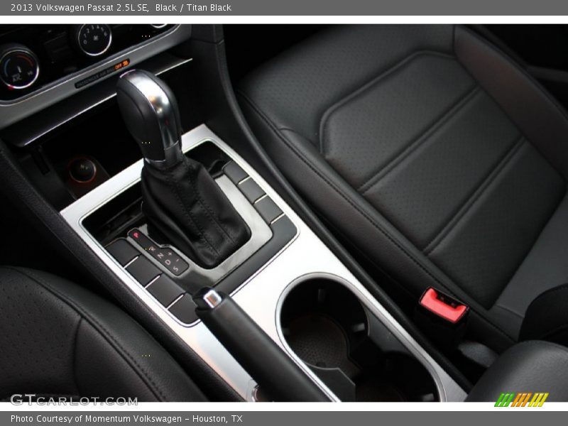 Black / Titan Black 2013 Volkswagen Passat 2.5L SE