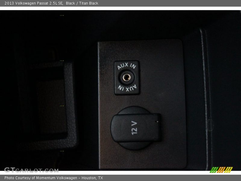 Black / Titan Black 2013 Volkswagen Passat 2.5L SE