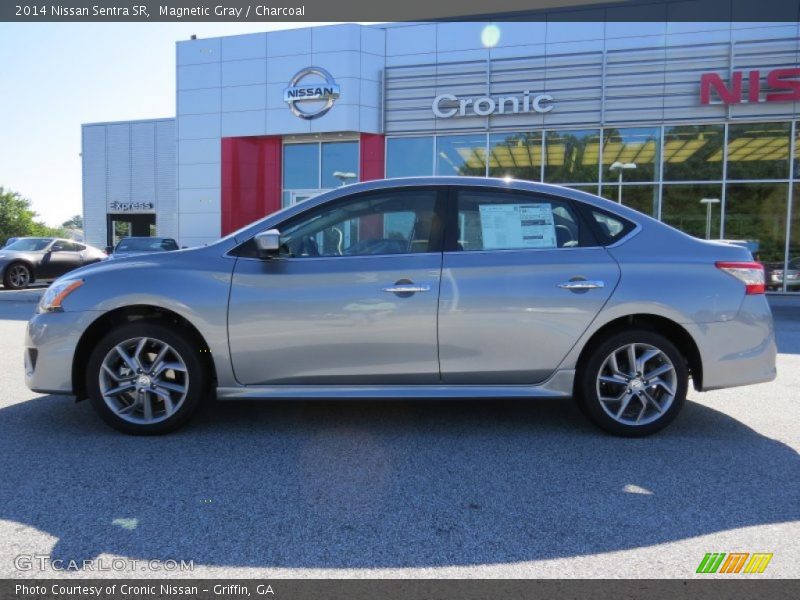 Magnetic Gray / Charcoal 2014 Nissan Sentra SR