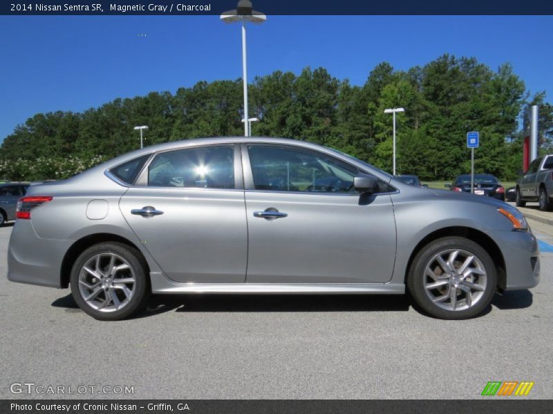 Magnetic Gray / Charcoal 2014 Nissan Sentra SR