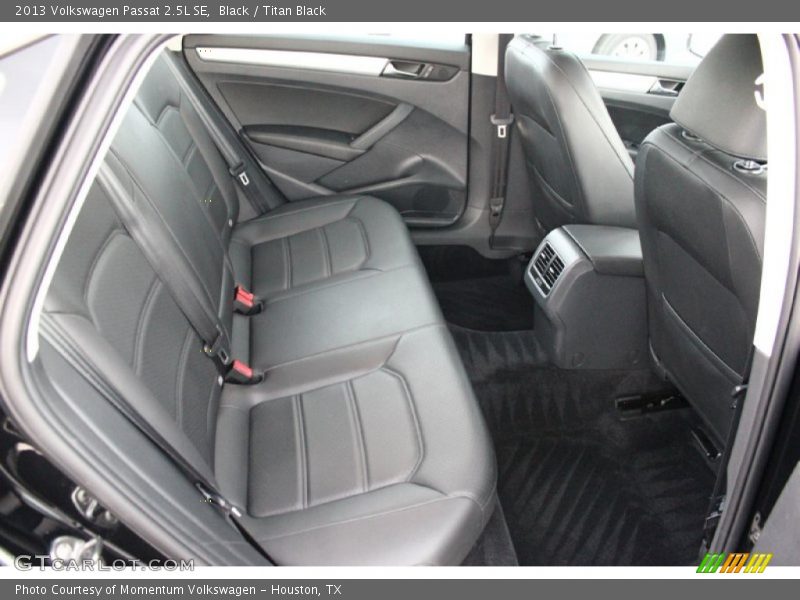 Black / Titan Black 2013 Volkswagen Passat 2.5L SE