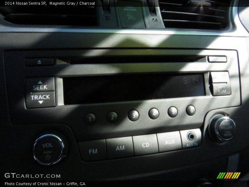 Magnetic Gray / Charcoal 2014 Nissan Sentra SR
