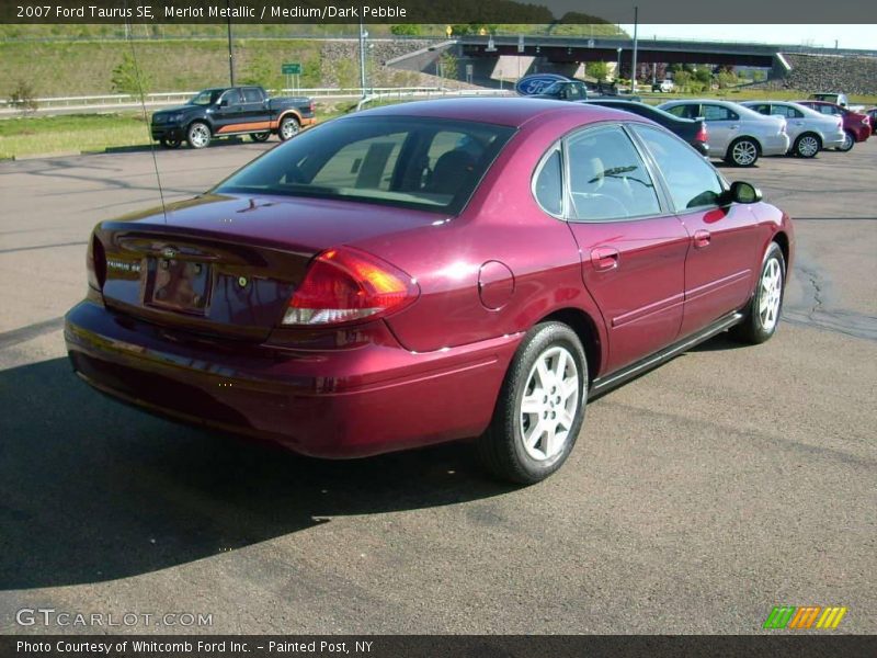 Merlot Metallic / Medium/Dark Pebble 2007 Ford Taurus SE