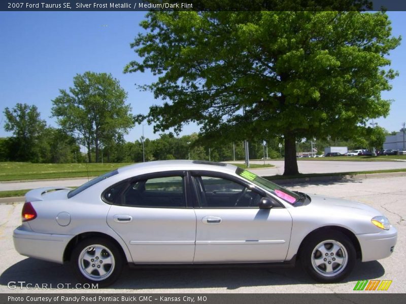 Silver Frost Metallic / Medium/Dark Flint 2007 Ford Taurus SE