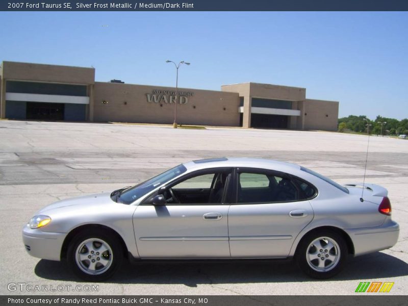 Silver Frost Metallic / Medium/Dark Flint 2007 Ford Taurus SE