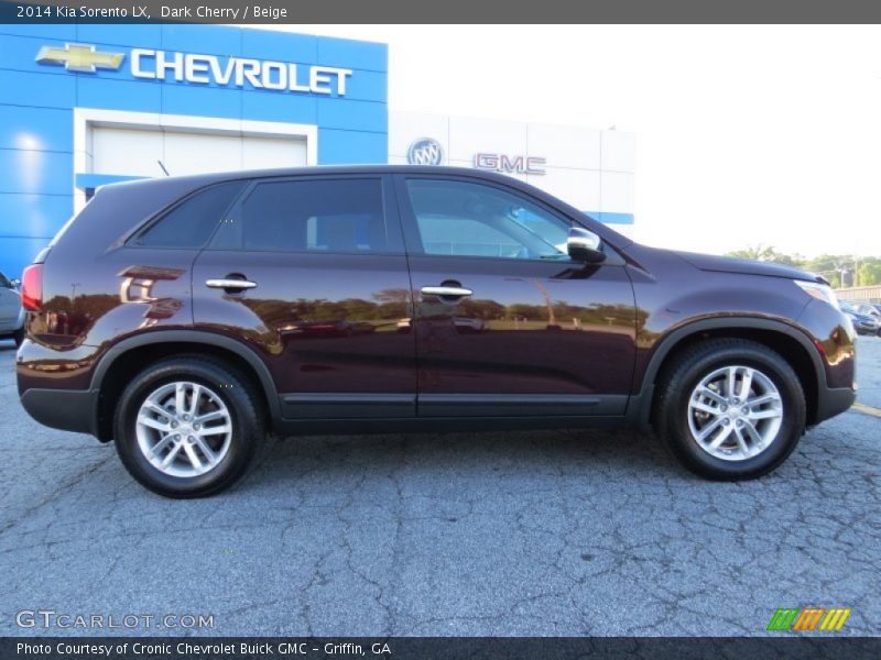 Dark Cherry / Beige 2014 Kia Sorento LX