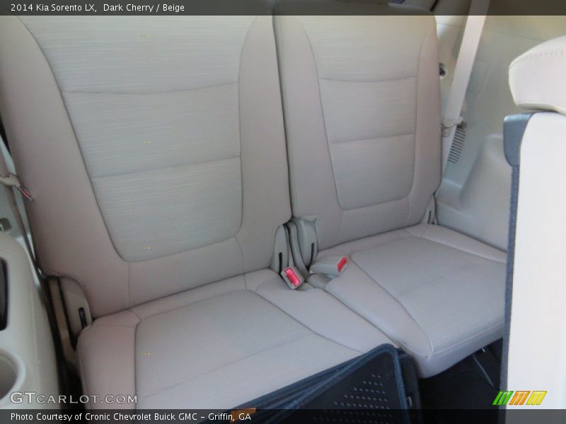 Dark Cherry / Beige 2014 Kia Sorento LX