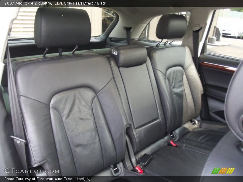 Lava Gray Pearl Effect / Black 2007 Audi Q7 4.2 quattro