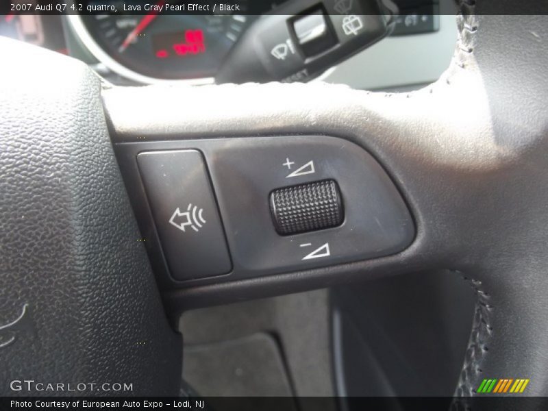 Lava Gray Pearl Effect / Black 2007 Audi Q7 4.2 quattro