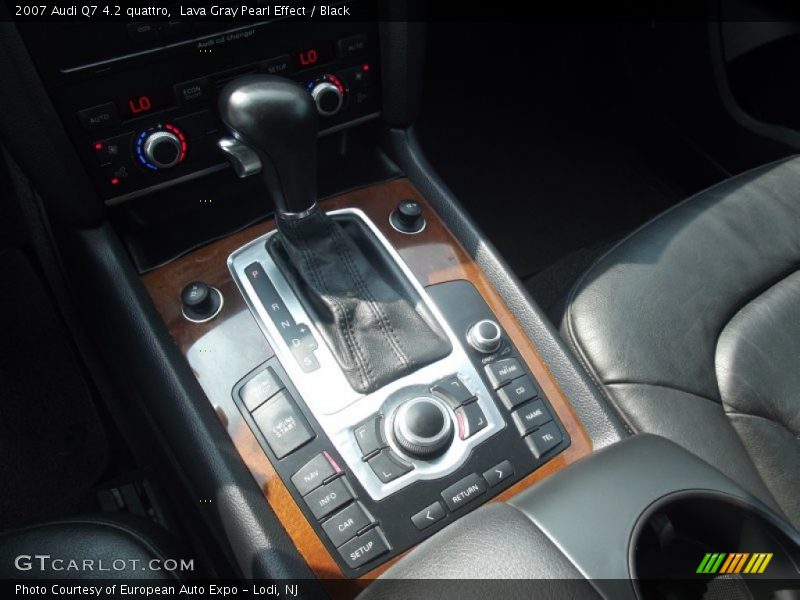 Lava Gray Pearl Effect / Black 2007 Audi Q7 4.2 quattro