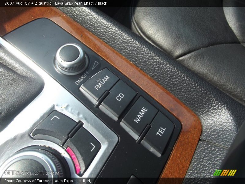 Lava Gray Pearl Effect / Black 2007 Audi Q7 4.2 quattro