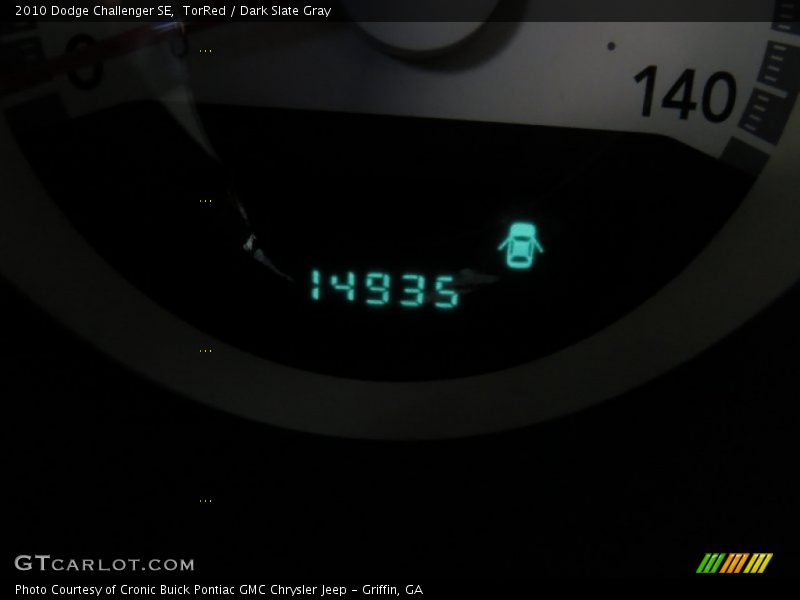 TorRed / Dark Slate Gray 2010 Dodge Challenger SE