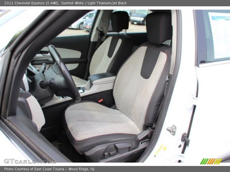 Summit White / Light Titanium/Jet Black 2011 Chevrolet Equinox LS AWD