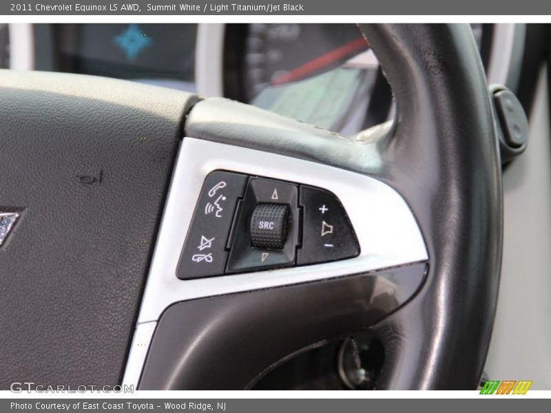 Summit White / Light Titanium/Jet Black 2011 Chevrolet Equinox LS AWD