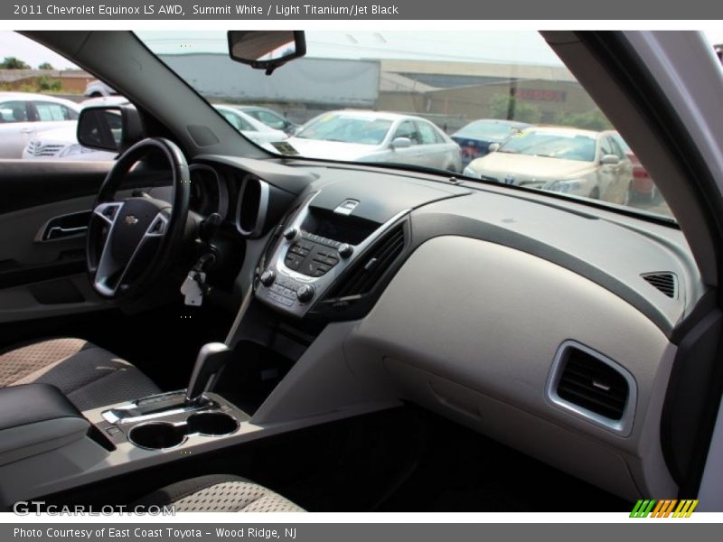Summit White / Light Titanium/Jet Black 2011 Chevrolet Equinox LS AWD