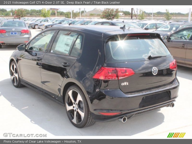 Deep Black Pearl / Titan Black Leather 2015 Volkswagen Golf GTI 4-Door 2.0T SE