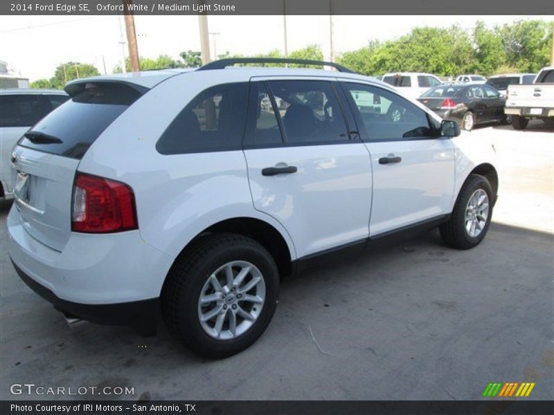 Oxford White / Medium Light Stone 2014 Ford Edge SE