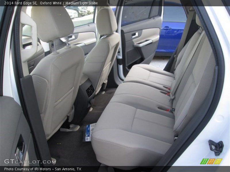 Oxford White / Medium Light Stone 2014 Ford Edge SE