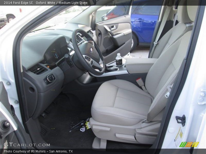 Oxford White / Medium Light Stone 2014 Ford Edge SE