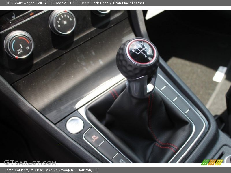 Deep Black Pearl / Titan Black Leather 2015 Volkswagen Golf GTI 4-Door 2.0T SE