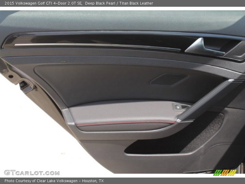 Deep Black Pearl / Titan Black Leather 2015 Volkswagen Golf GTI 4-Door 2.0T SE