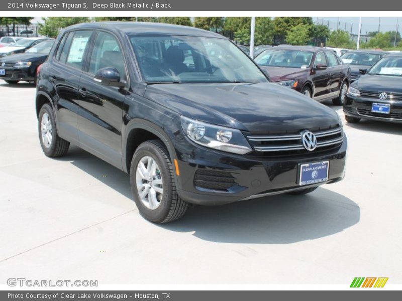 Deep Black Metallic / Black 2014 Volkswagen Tiguan S