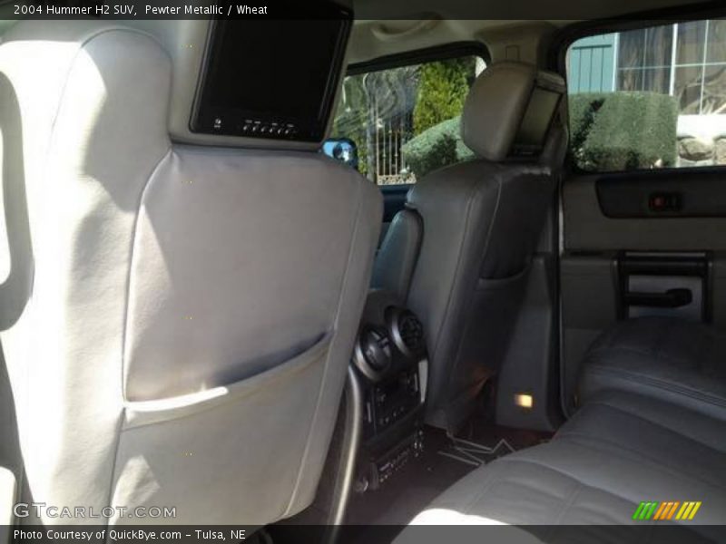 Pewter Metallic / Wheat 2004 Hummer H2 SUV