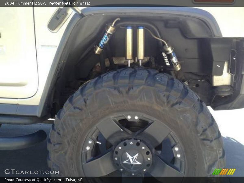 Pewter Metallic / Wheat 2004 Hummer H2 SUV
