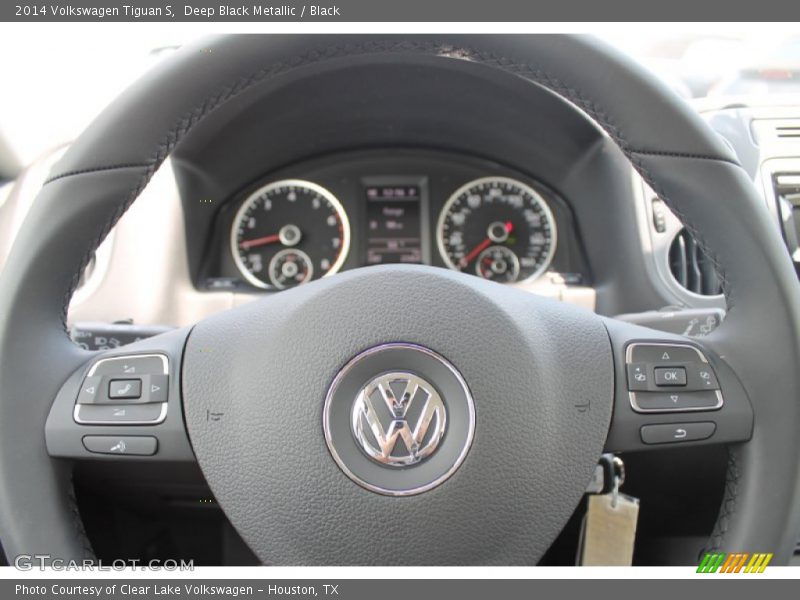 Deep Black Metallic / Black 2014 Volkswagen Tiguan S