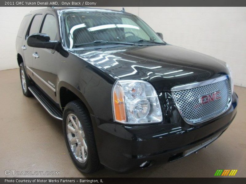 Onyx Black / Ebony 2011 GMC Yukon Denali AWD