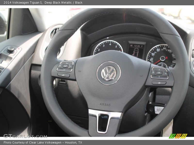 Deep Black Metallic / Black 2014 Volkswagen Tiguan S