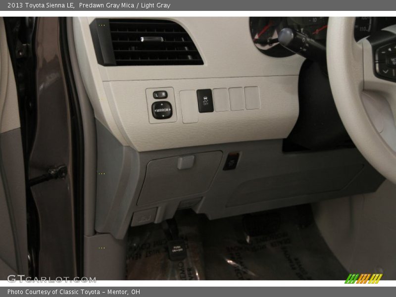Predawn Gray Mica / Light Gray 2013 Toyota Sienna LE