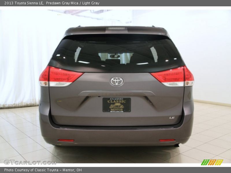Predawn Gray Mica / Light Gray 2013 Toyota Sienna LE