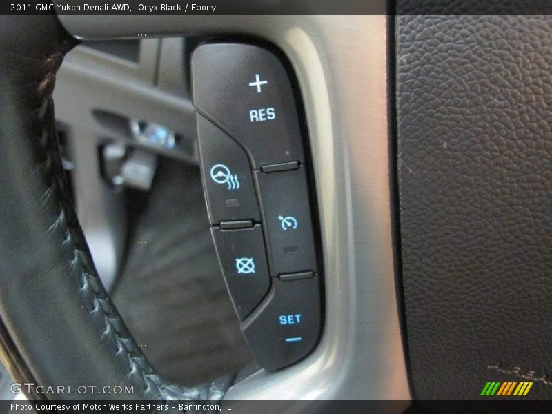 Onyx Black / Ebony 2011 GMC Yukon Denali AWD