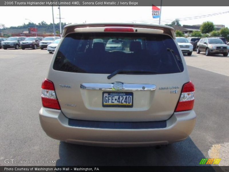 Sonora Gold Metallic / Ivory Beige 2006 Toyota Highlander Hybrid Limited 4WD