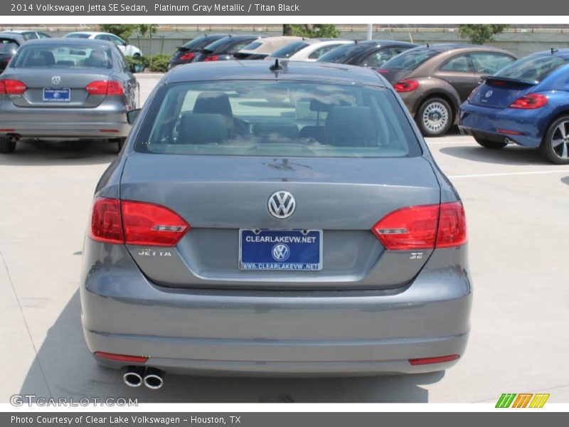 Platinum Gray Metallic / Titan Black 2014 Volkswagen Jetta SE Sedan