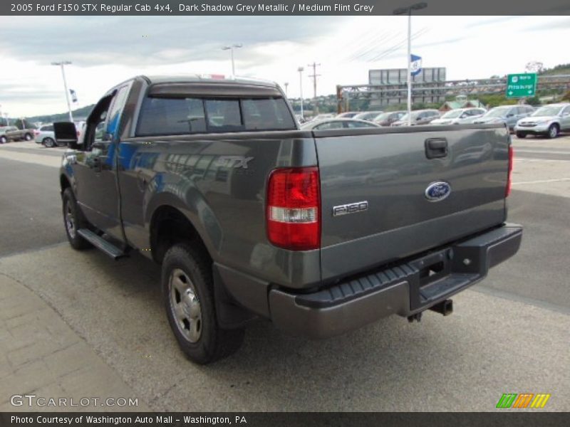 Dark Shadow Grey Metallic / Medium Flint Grey 2005 Ford F150 STX Regular Cab 4x4