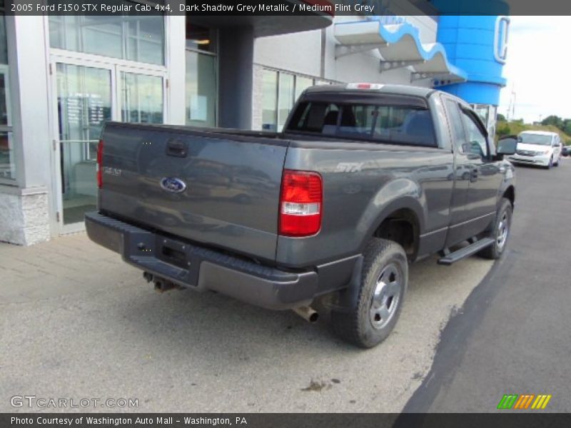 Dark Shadow Grey Metallic / Medium Flint Grey 2005 Ford F150 STX Regular Cab 4x4
