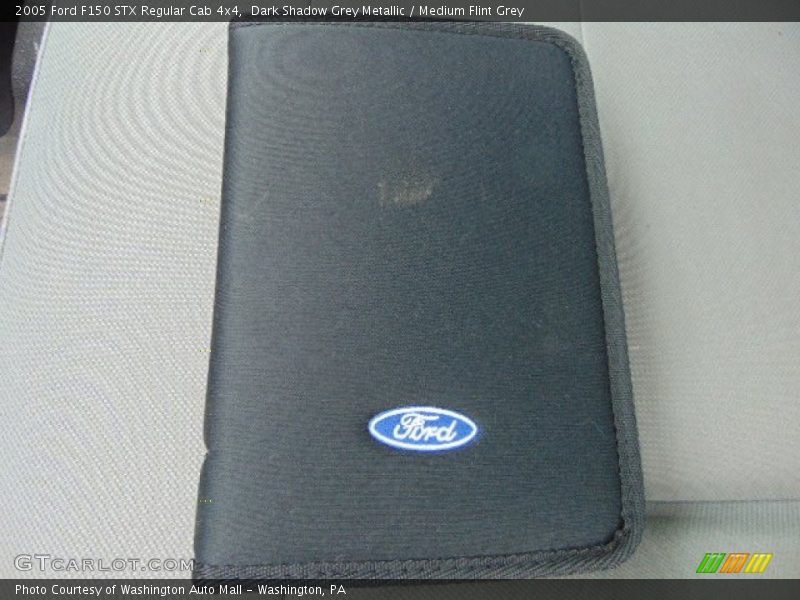 Dark Shadow Grey Metallic / Medium Flint Grey 2005 Ford F150 STX Regular Cab 4x4
