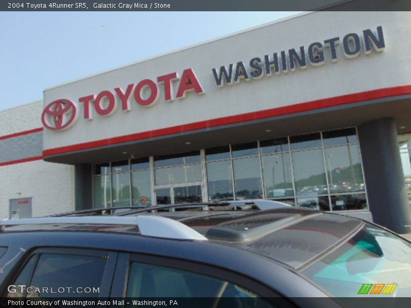 Galactic Gray Mica / Stone 2004 Toyota 4Runner SR5