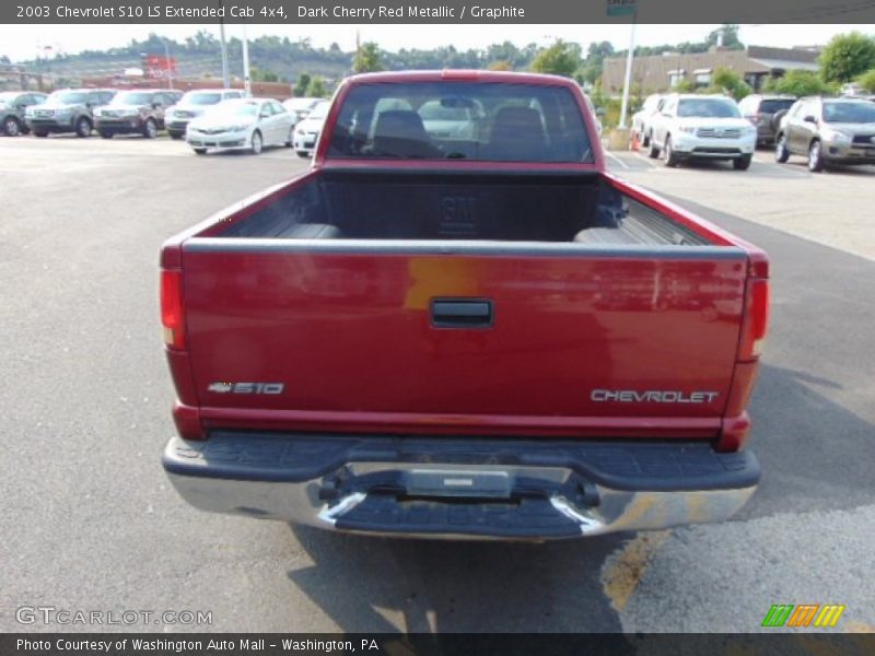 Dark Cherry Red Metallic / Graphite 2003 Chevrolet S10 LS Extended Cab 4x4