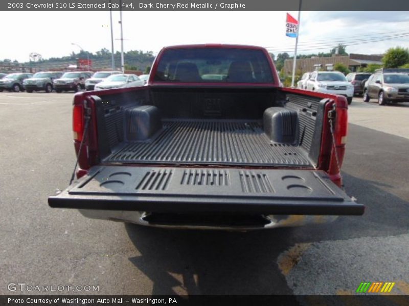 Dark Cherry Red Metallic / Graphite 2003 Chevrolet S10 LS Extended Cab 4x4