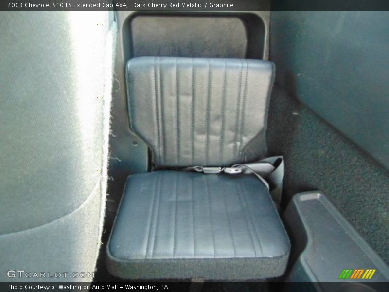 Dark Cherry Red Metallic / Graphite 2003 Chevrolet S10 LS Extended Cab 4x4