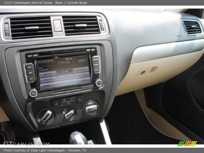 Black / Cornsilk Beige 2014 Volkswagen Jetta SE Sedan