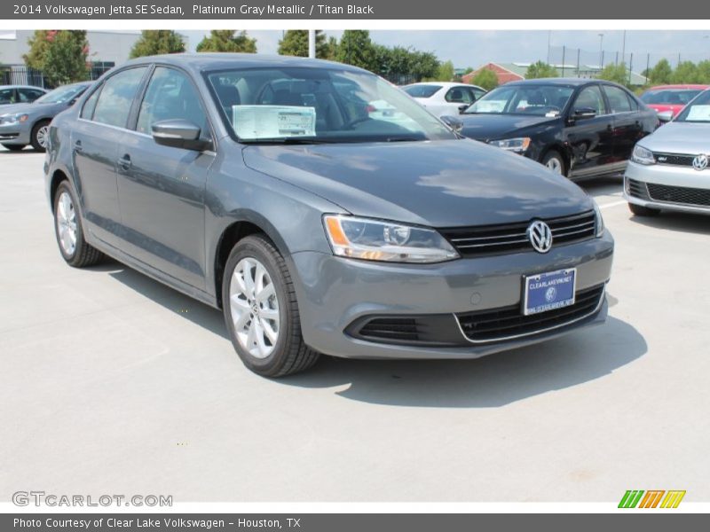 Platinum Gray Metallic / Titan Black 2014 Volkswagen Jetta SE Sedan