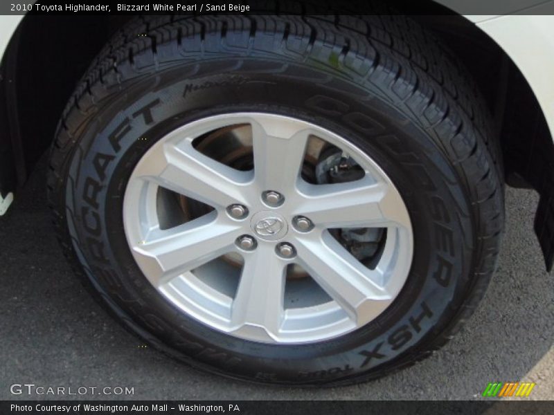 Blizzard White Pearl / Sand Beige 2010 Toyota Highlander